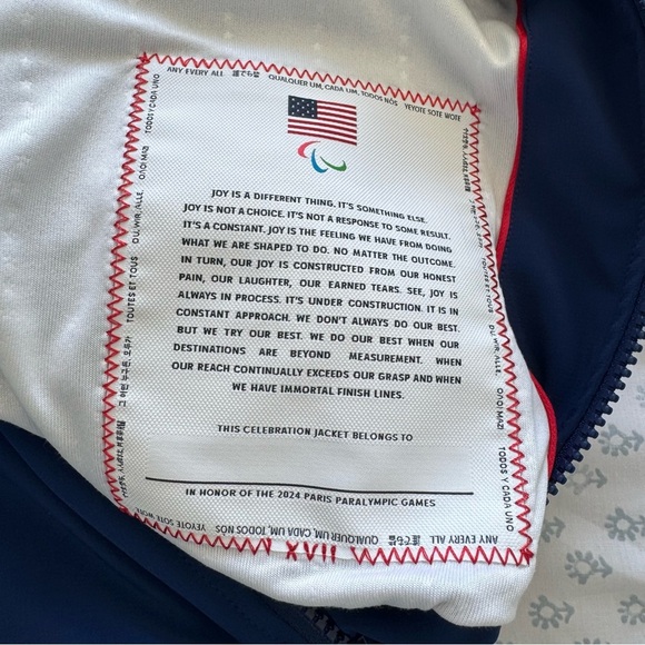 Nike NWT Women’s Team USA Paralympic Podium Small Jacket Paris 2024 Games - Picture 10 of 10